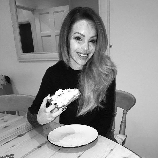 Poparzona kwasem Katie Peiper zaręczyła się! (FOTO)