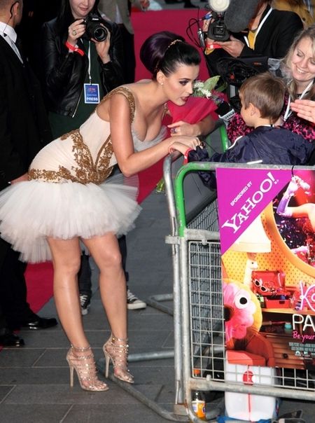 Katy Perry jak baletnica (FOTO)