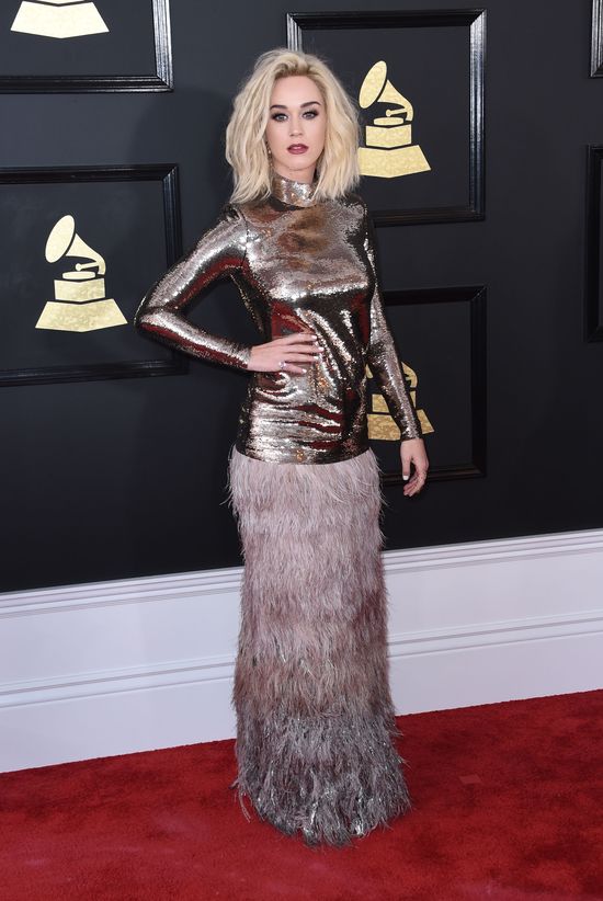 Kreacje gwiazd i lista zwycięzców Grammy 2017 (FOTO) Kreacje gwiazd i lista zwycięzców Grammy 2017 (FOTO)