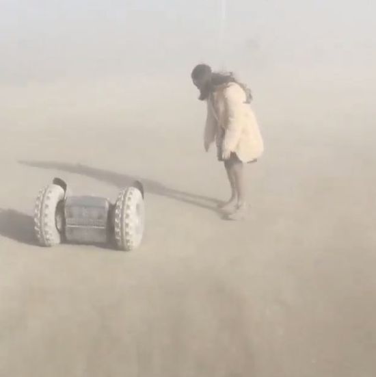 Filmik Katy Perry wprawia w osłupienie (FOTO)