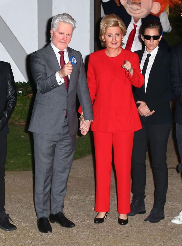 NAJLEPSZY kostium Halloween 2016? Katy Perry jako Hilary Clinton (FOTO)