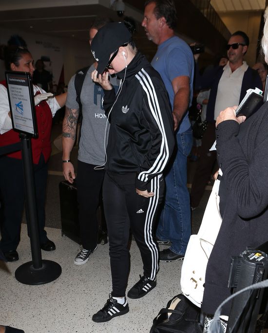 Katy Perry wyląduje u psychologa? (FOTO) Katy Perry wyląduje u psychologa? (FOTO)