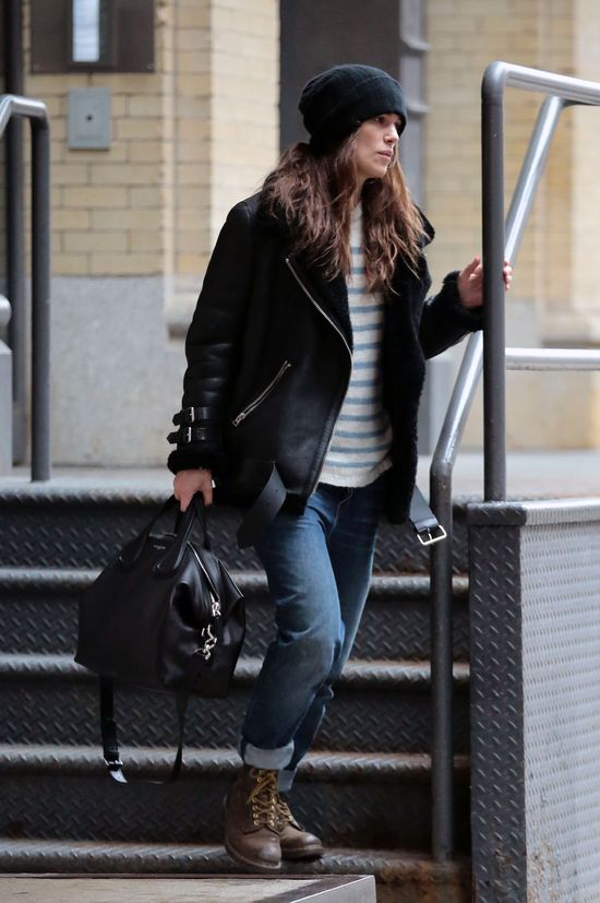 Po urodzeniu córki, kompletnie przestała o siebie dbać? Po urodzeniu córki, kompletnie przestała o siebie dbać?