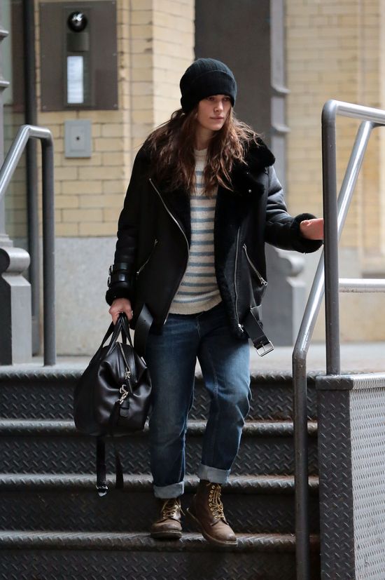 Po urodzeniu córki, kompletnie przestała o siebie dbać?