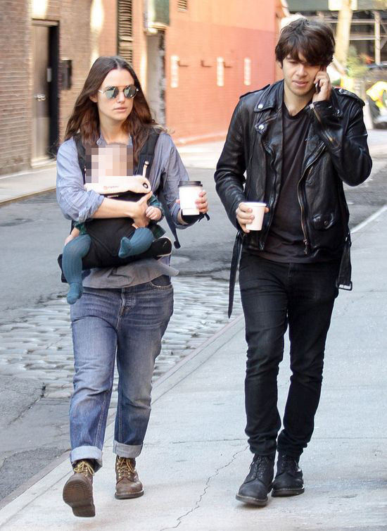 Przed ciążą nie założyłaby takich spodni (FOTO)