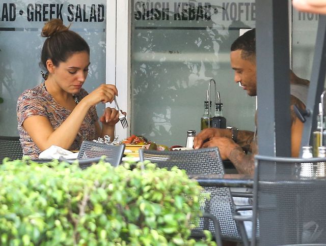 Kelly Brook i jej nowy chłopak na pierwszym urlopie