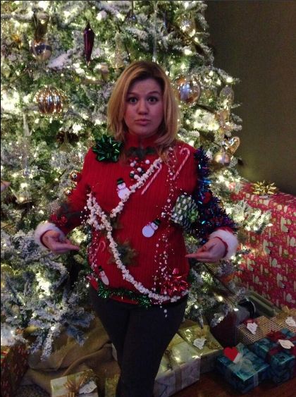 Kelly Clarkson zabrała 3-miesięczną córkę na koncert (FOTO)