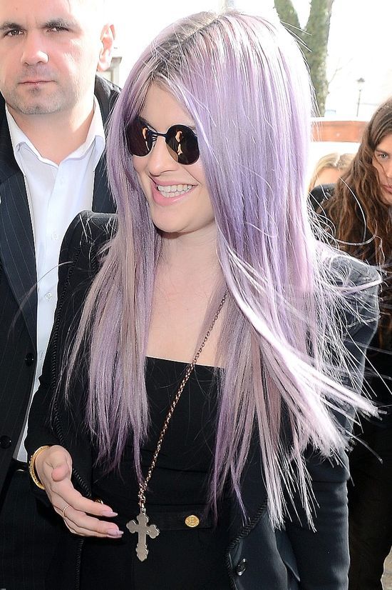  Kelly Osbourne nie może zmienić koloru włosów 