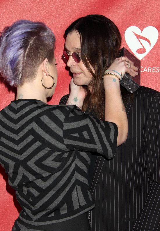 Co powiecie na Kelly Osbourne z irokezem? (FOTO)