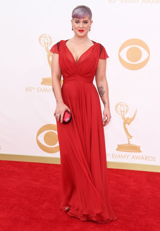 Kelly Osbourne zaczyna usuwać prawie wszystkie tatuaże FOTO