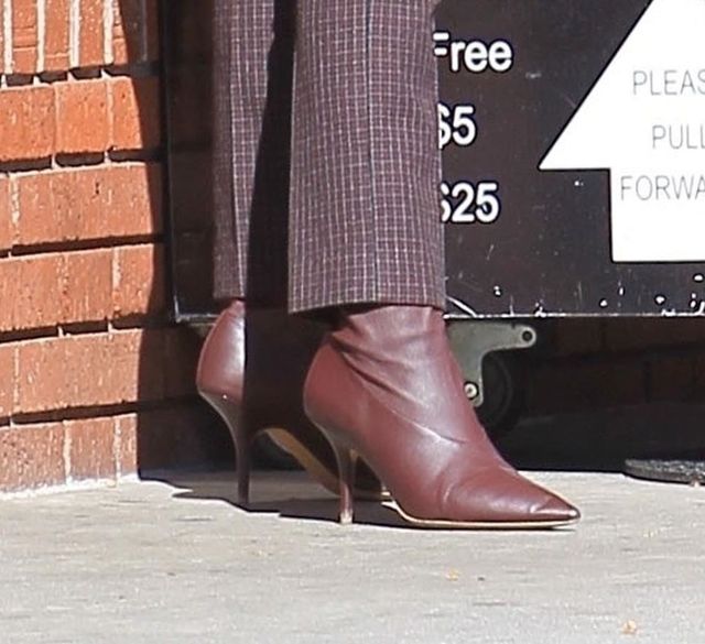 Skoro Kendall jest z Justinem, to dlaczego ŚCISKA się z nią? (ZDJĘCIA)