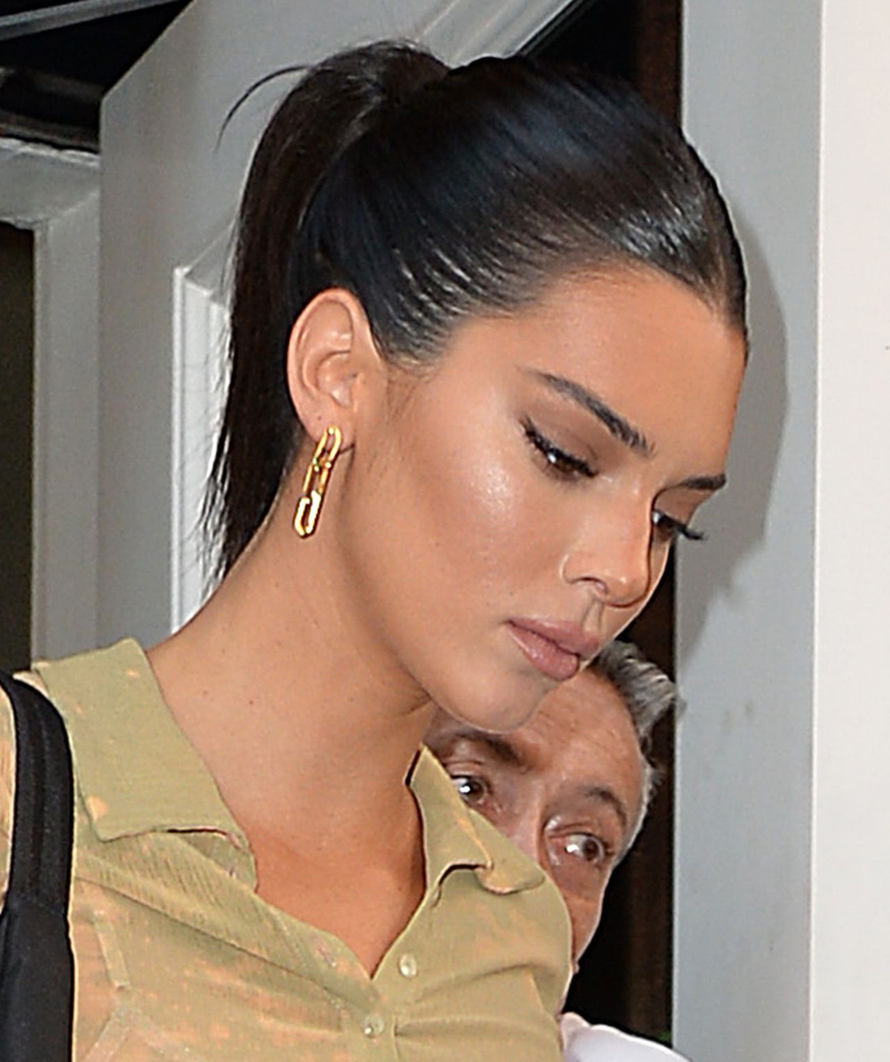 Kendall Jenner wyznacza TRENDY na tygodniu mody w Nowym Jorku (ZDJĘCIA)