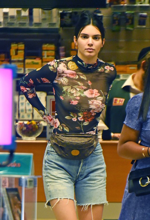 Papprazzi wyprowadzili Kendall Jenner z równowagi Papprazzi wyprowadzili Kendall Jenner z równowagi