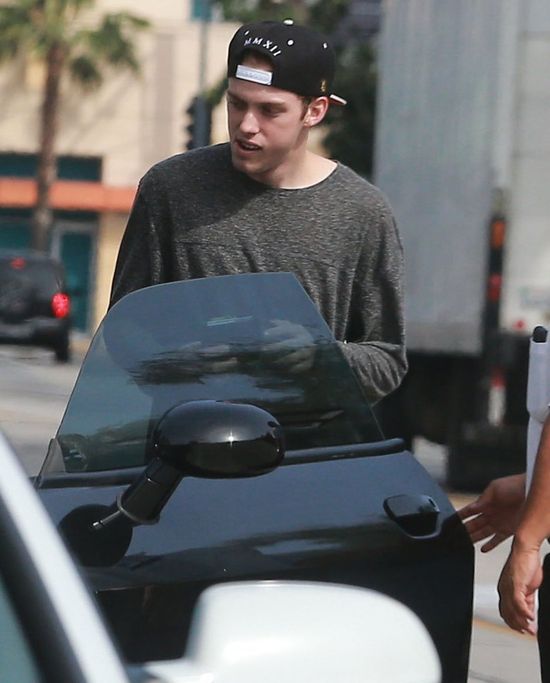 Kendall Jenner przyłapana na randce! (FOTO) Kendall Jenner przyłapana na randce! (FOTO)