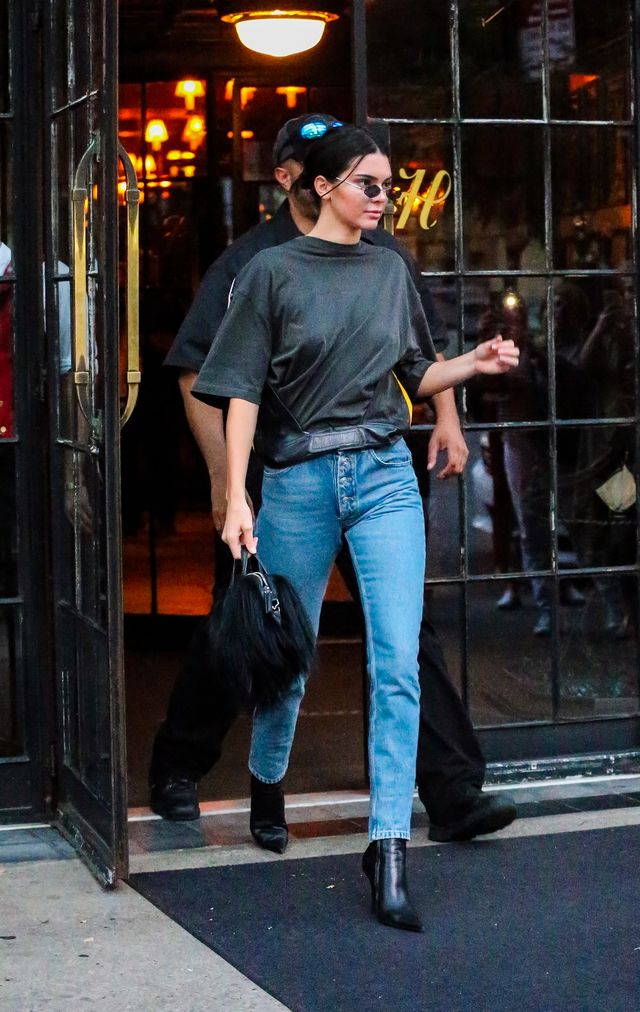 Czy Kendall Jenner chce pozbyć się swoich piersi? Czy Kendall Jenner chce pozbyć się swoich piersi?