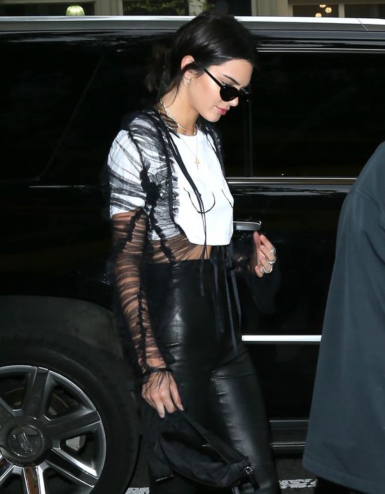 Cała prawda o garderobie Kendall Jenner