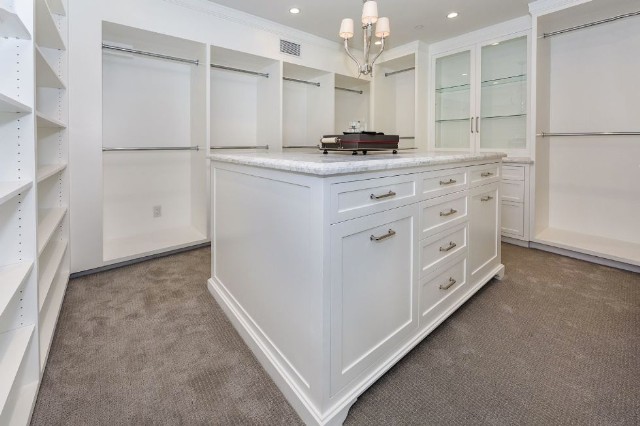 Kendall Jenner kupiła dom. Mamy mnóstwo zdjęć (FOTO) Kendall Jenner kupiła dom. Mamy mnóstwo zdjęć (FOTO)