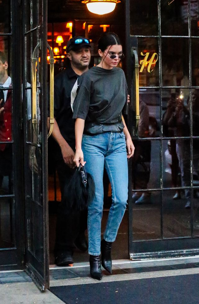 Czy Kendall Jenner chce pozbyć się swoich piersi? Czy Kendall Jenner chce pozbyć się swoich piersi?