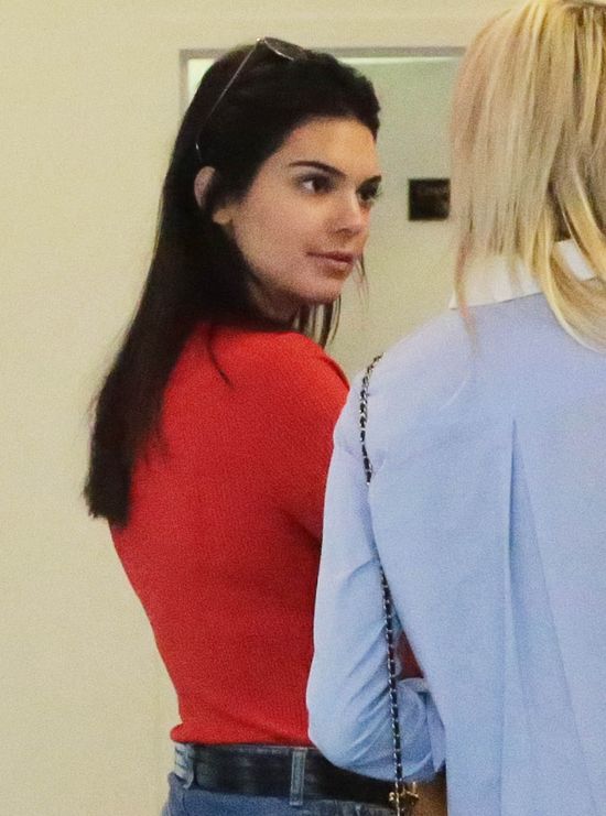 Kendall Jenner ma teraz u stóp cały świat (FOTO) Kendall Jenner ma teraz u stóp cały świat (FOTO)