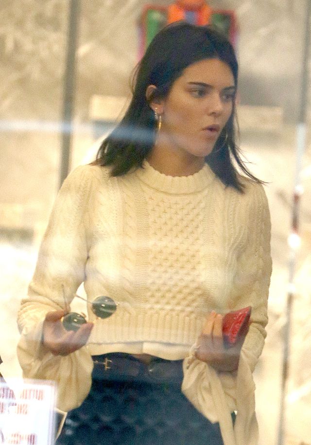 Kendall Jenner zoperowała biust? (ZDJĘCIE) Kendall Jenner zoperowała biust? (ZDJĘCIE)
