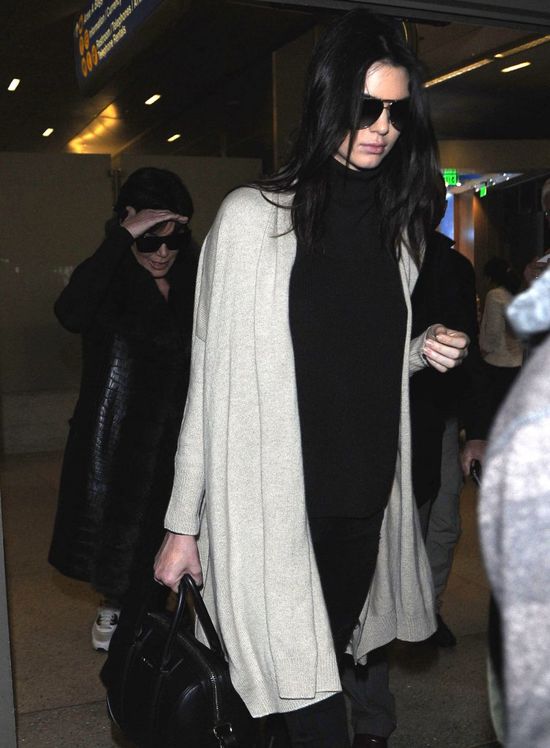 Kendall wróciła z Paryża pokłócona z Kris Jenner (FOTO)