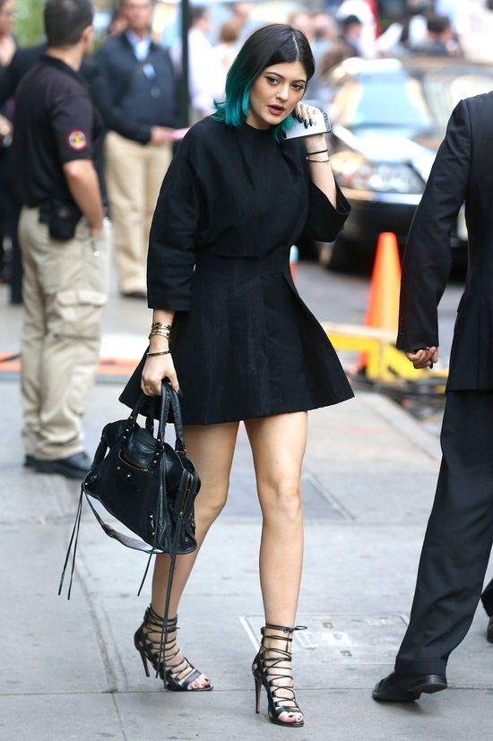 16-letnia Kylie wygląda na starszą od 18-letniej Kendall?