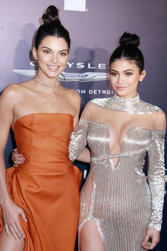 Ale WIOCHA! Kendall i Kylie Jenner wyrzucone z after party po Złotych Globach!