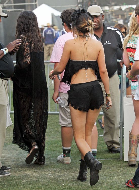 Siostry Jenner przesadziły z czernią (FOTO)