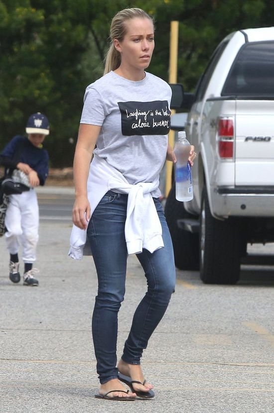 Kendra Wilkinson poświęca się rodzinie (FOTO)