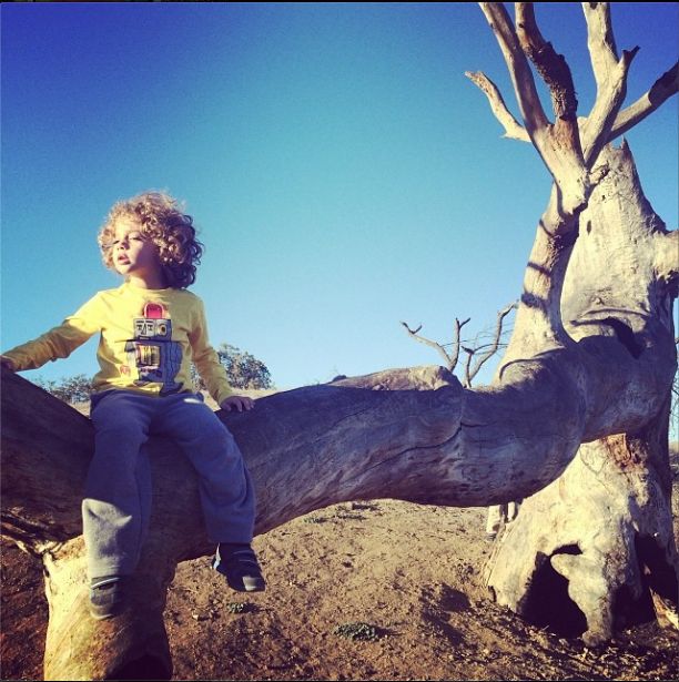 Ciężarna Kendra Wilkinson w piżamie i bez makijażu... (FOTO) Ciężarna Kendra Wilkinson w piżamie i bez makijażu... (FOTO)