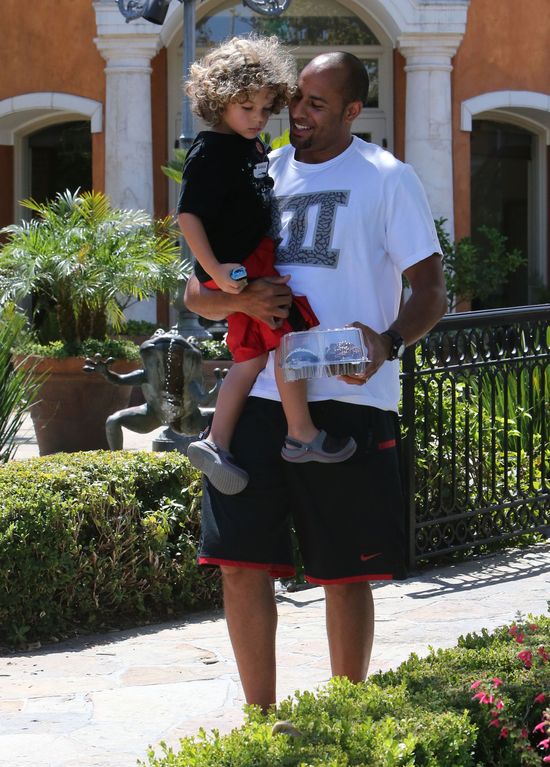 Kendra Wilkinson bez szpilek już nie czuje się pewnie (FOTO)