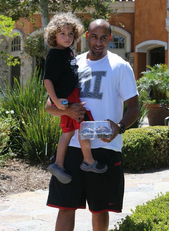 Kendra Wilkinson bez szpilek już nie czuje się pewnie (FOTO)