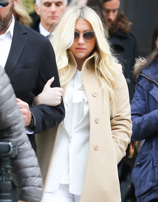 Kasha błaga Taylor Swift o pomoc Kasha błaga Taylor Swift o pomoc
