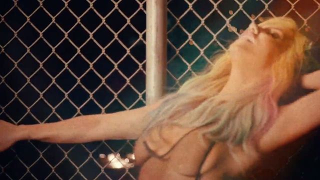 Ke$ha robi striptiz w najnowszym teledysku (VIDEO)