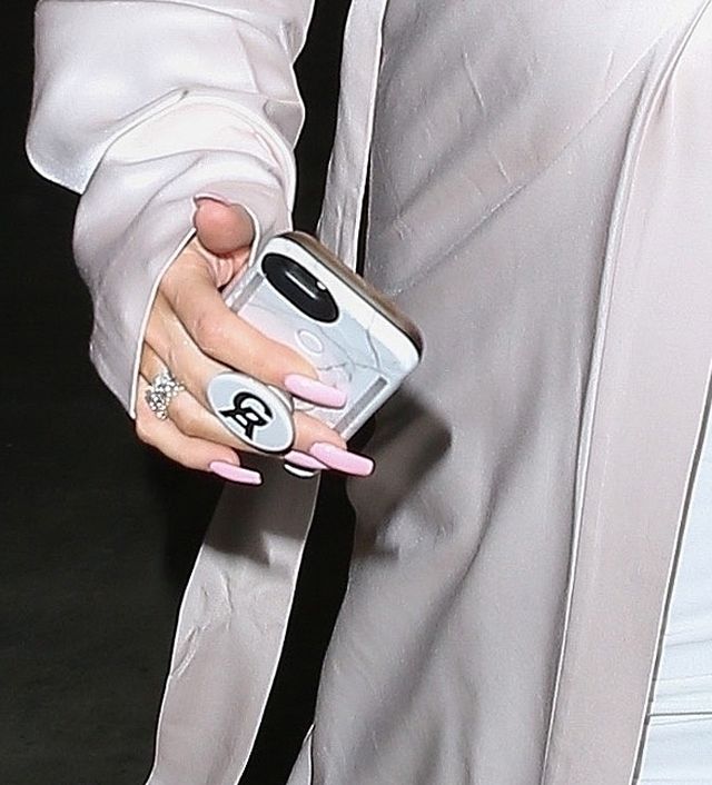 Khloe ryzykuje! Zabójcze szpilki z TAKIM brzuszkiem? Khloe ryzykuje! Zabójcze szpilki z TAKIM brzuszkiem?