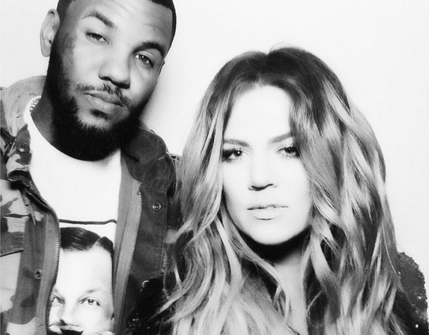 Khloe Kardashian non-stop imprezuje!