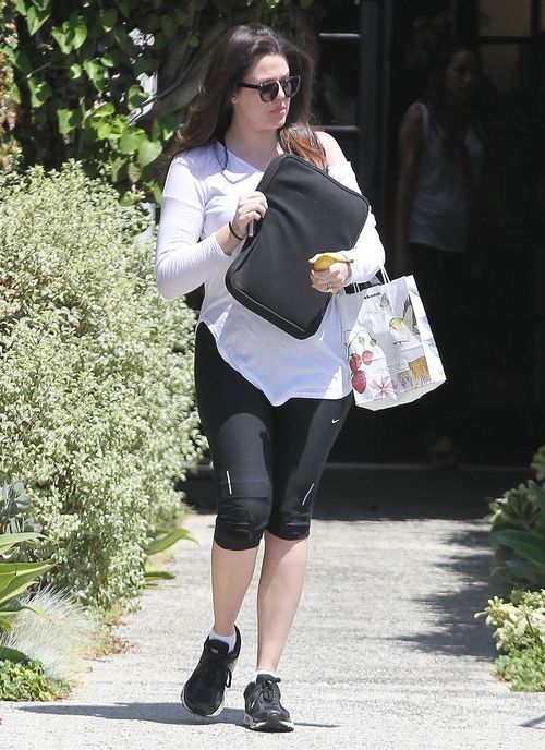 Khloe Kardashian ukrywa ciążę? (FOTO)