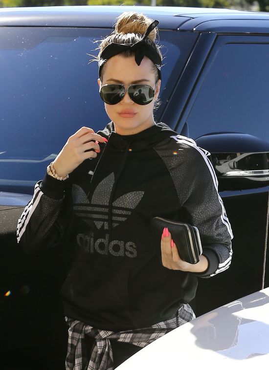 Khloe Kardashian ścięła włosy! (FOTO) Khloe Kardashian ścięła włosy! (FOTO)