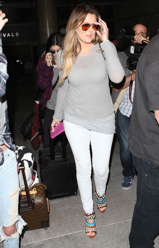 Czyja to pupa? Khloe czy Kim? (FOTO) Czyja to pupa? Khloe czy Kim? (FOTO)