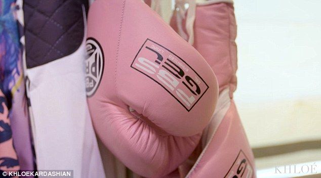 Khloe Kardashian wpuściła kamery do garderoby (FOTO)