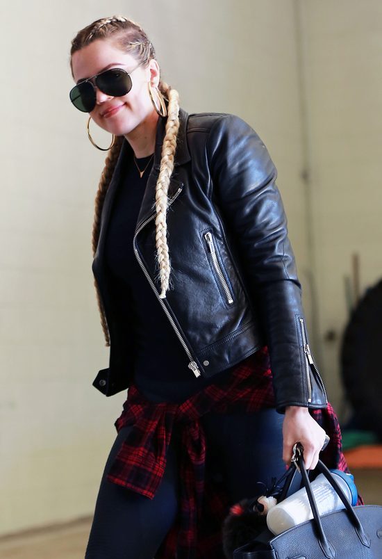 Khloe Kardashian też zafundowała sobie warkocze (FOTO)