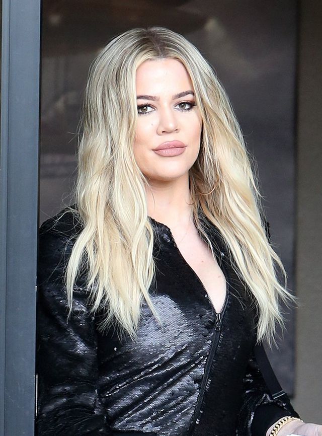 Usta Khloe Kardashian coraz bardziej przypominają... kaczy dziób (FOTO)
