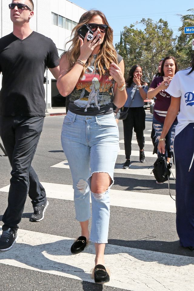 Wszystko ładnie, ale JAK ona zapina spodnie? (ZDJĘCIA) Wszystko ładnie, ale JAK ona zapina spodnie? (ZDJĘCIA)