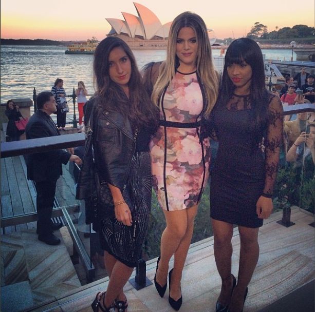 Siostry Kim kardashian naśladują jej styl? (FOTO) Siostry Kim kardashian naśladują jej styl? (FOTO)