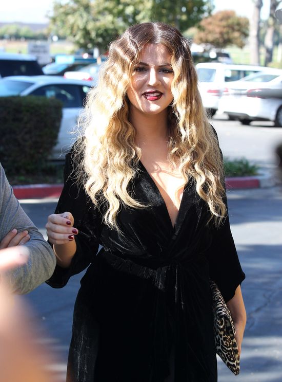 Khloe Kardashian wygląda jak pudel (FOTO)