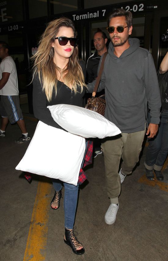 Jak wygląda Khloe Kardashian zaraz po przebudzeniu? (FOTO)