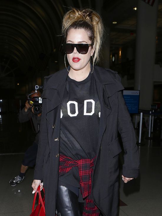 Khloe Kardashian pomyliła Wielkanoc z Halloween? (FOTO) Khloe Kardashian pomyliła Wielkanoc z Halloween? (FOTO)