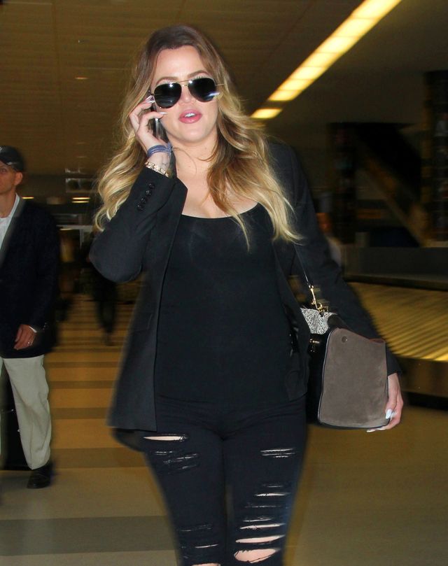 Ależ się jej DOSTAŁO za ten pióropusz! (FOTO) Ależ się jej DOSTAŁO za ten pióropusz! (FOTO)