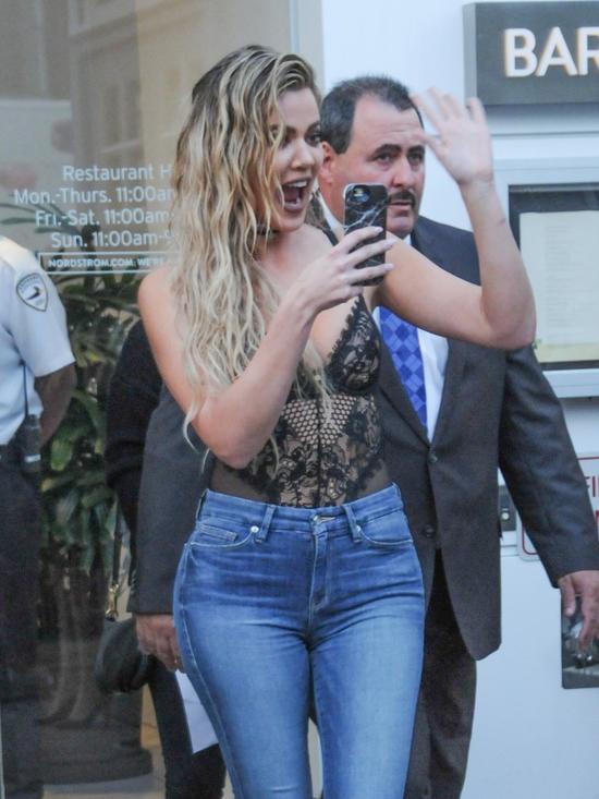 Khloe Kardashian zdradza sekret perfekcyjnych fotek na Instagramie 