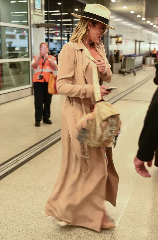 Khloe Kardashian przestaje przypominać siebie (FOTO)